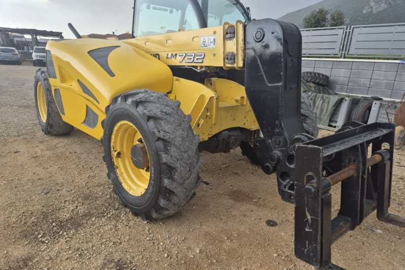 OmecoHub - Immagine NEW HOLLAND LM732